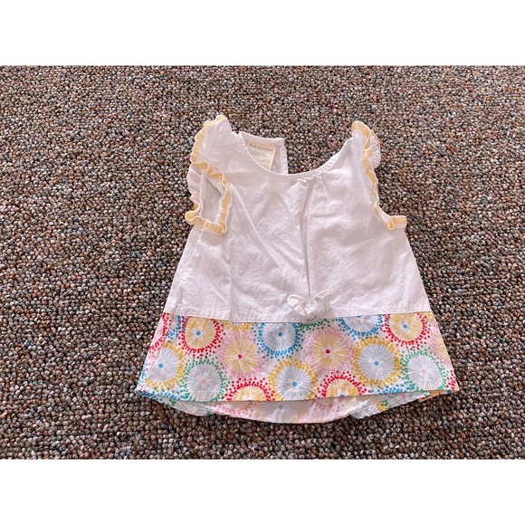 First Impressions Other - First Impressions Girls White & Flower Patterned Sleeveless Top 3-6M